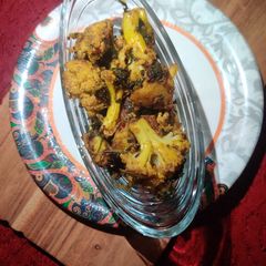 A picture of Aloo Gobhi with Methi.