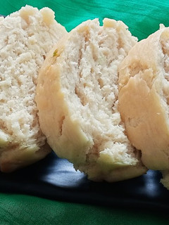 A picture of Loaf Bread.