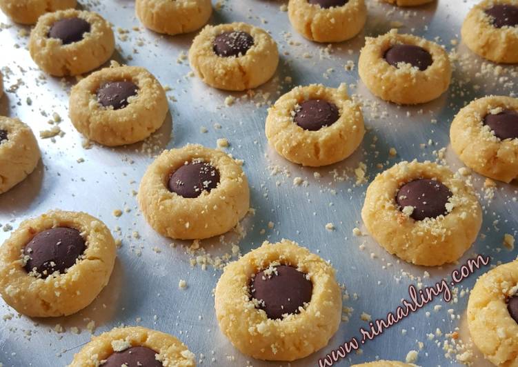 Resep Cheezy Chocolate Cookies, Lezat Sekali