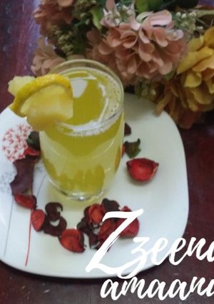 A picture of Pineapple Lemonade.