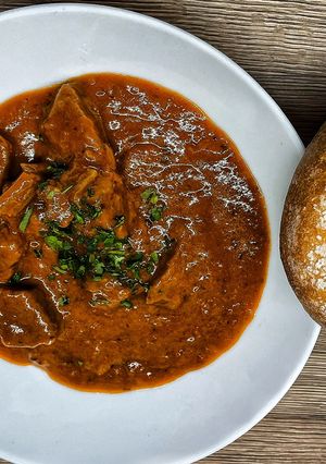 Rindsgulasch „Wiener Art“ Rezepthauptbild