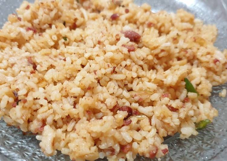 Bagaimana Membuat Nasi Goreng Kornet yang Enak Banget