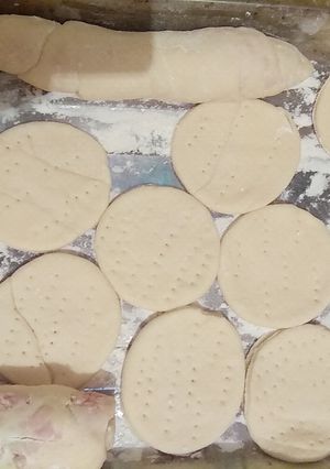 Una foto de Galletas malteadas y pan con fiambre