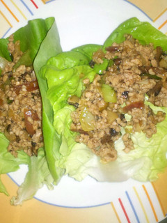 A picture of asian lettuce wraps.