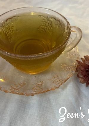 A picture of Bronze Chrysanthemum Tea.