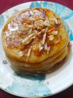 માલપુઆ (Malpua Recipe In Gujarati) રેસીપી મુખ્ય ફોટો