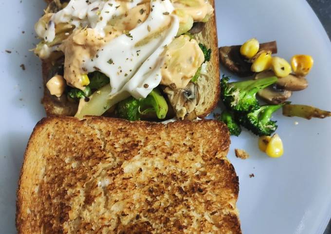 How to Make Homemade Veggie Sandwich