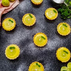 A picture of Lemon curd tartlets.