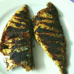 Sea fish fry A picture of Sea fish fry.