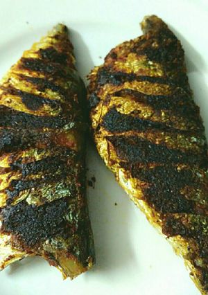 A picture of Sea fish fry.