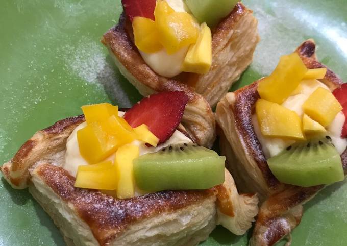 Fruit pastry