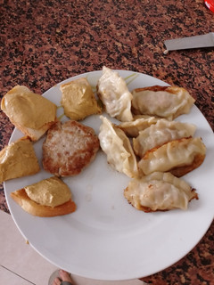 Una foto de Gyozas de Cerdo