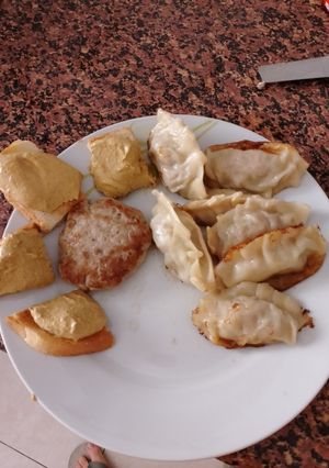 Una foto de Gyozas de Cerdo