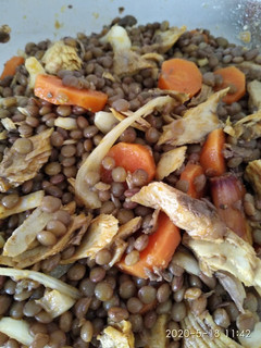 Una foto de Lentejas con escabeche de melva