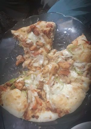 A picture of Mexican stuffed pizza.