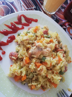 Una foto de Arroz con pollo