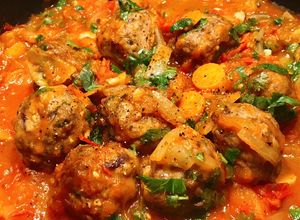 Hình của món Xíu Mại (Thịt Viên) Sốt Cà Chua.