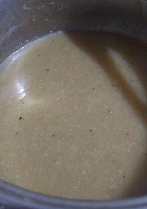 Una foto de Sopa de ajo porro