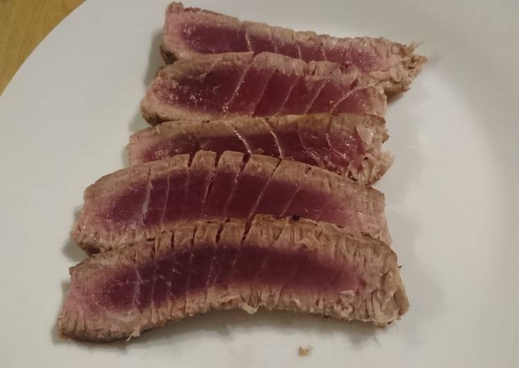Perfectly seared tuna steak