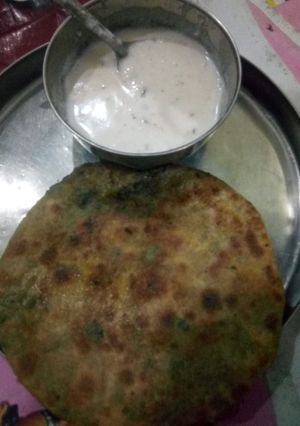 आलू का पराठा(Aloo ka paratha recipe in hindi) रेसिपी मुख्य फोटो