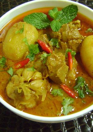 A picture of Mangshor Jhol (Mutton Curry - Bengali Style).