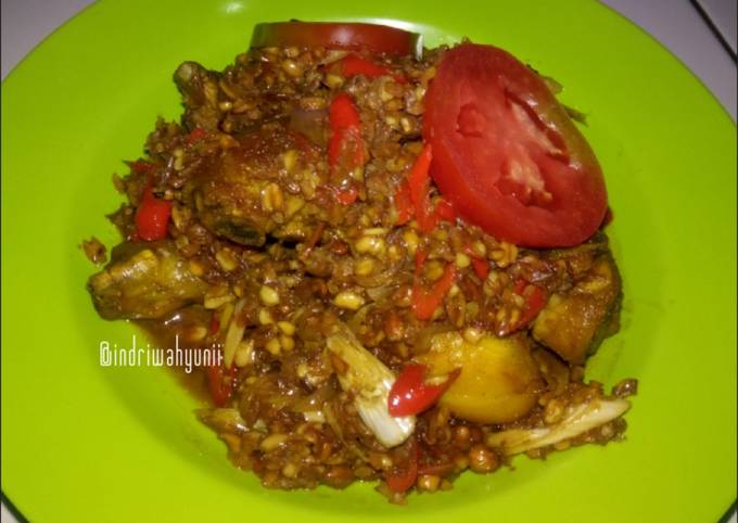 Ayam Kecap Kacang Khas Palembang