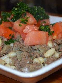 Una foto de Carne picada a la jardinera con alubias blancas, comida de Reyes-