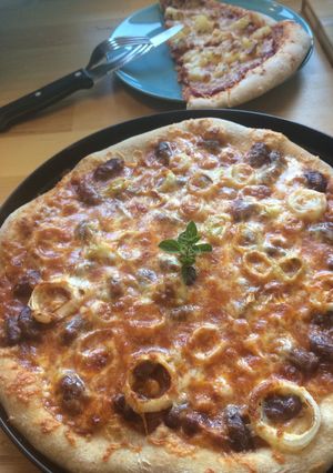 đPizza teljes kiĆrlĂ©sƱ lisztbĆl đ recept fotĂłja