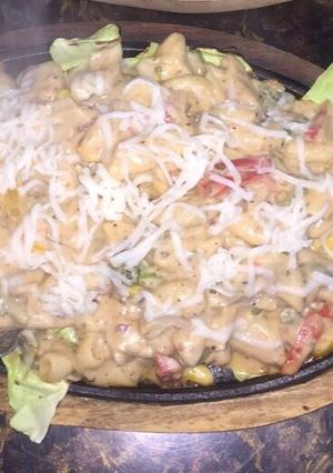 A picture of Mayonese Pasta Sizzler.