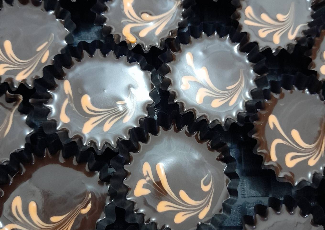 Coklat mini isi selai bluberry