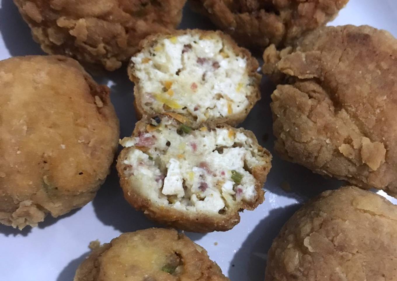 11. Bola Tahu Crispy