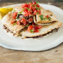 A picture of Paneer Quesadilla.