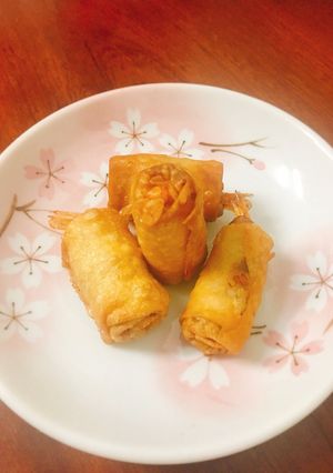 Hình của món Chả giò tôm thịt.