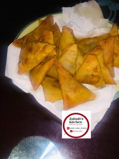 A picture of Crispy samosa🍽.