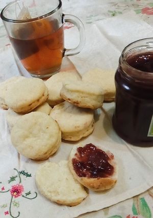 Una foto de Scones con el suero de yogurt