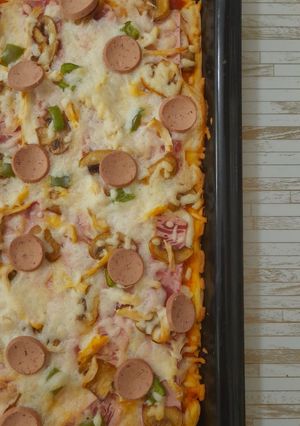 عکسی از دستور پیتزا مخلوط🍕