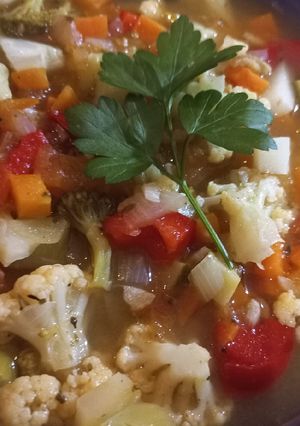 A picture of Broccoli and Cauliflower Soup.