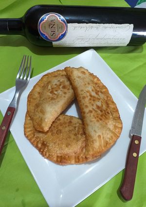 Una foto de EMPANADAS DE ATÚN...LEO MORALES 👍👍👍