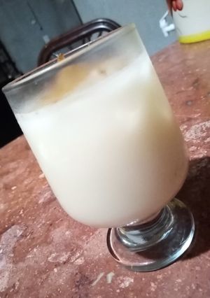 Una foto de Agua de horchata  a la YouTube