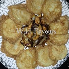 A picture of Fried pounded yam rolls.