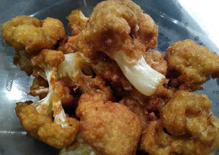 Step-by-Step Guide to Prepare Favorite Deep-fried cauliflower (vegan)