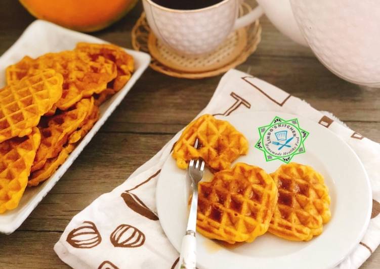 Easiest Way to Prepare Ultimate Pumpkin Waffles