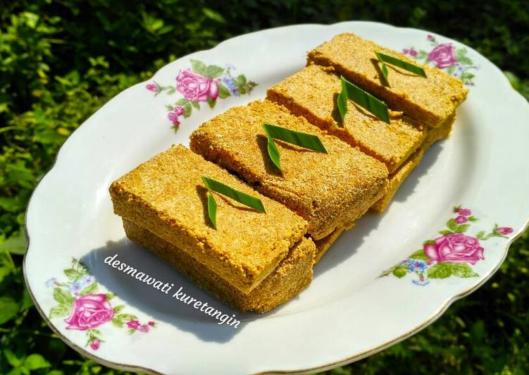 Kue Sangko Makanan Tradisional Minangkabau Sumatera Barat