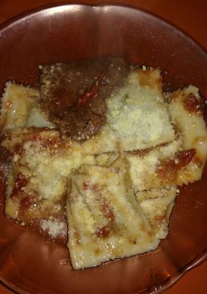 Una foto de Ravioles de verdura y queso