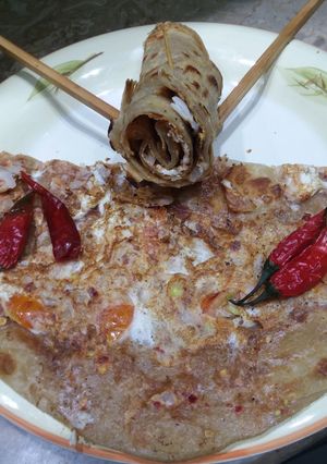 A picture of Anda roll paratha 🌯😋.