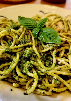 รูปของ Almond Basil Pesto sauce
