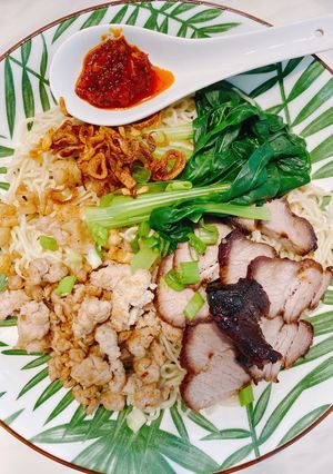 A picture of Sarawak Kolo Mee.
