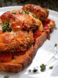 Torrada de berenjenas empanadas rellenas de sobrasada gratinadas