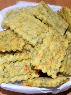Medvehagymás sajtos keksz recept recept fotója
