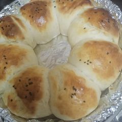 Mini Butter Buns A picture of Mini Butter Buns.